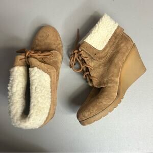 PRICE DROP Nautica New Rendon Suede Faux Fur Trim Booties Boots Size 6.5